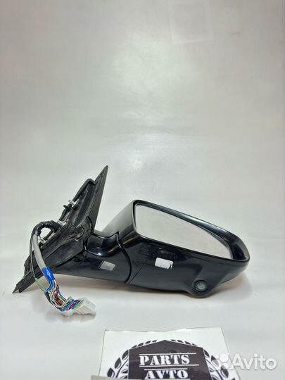 Правое зеркало Infiniti QX70 S51 FX с камерой