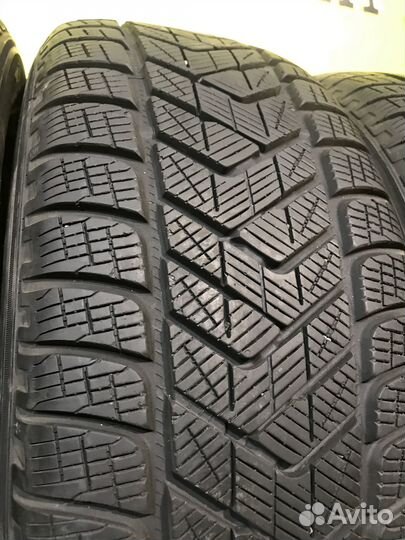 Pirelli Scorpion Winter 235/55 R17 103V