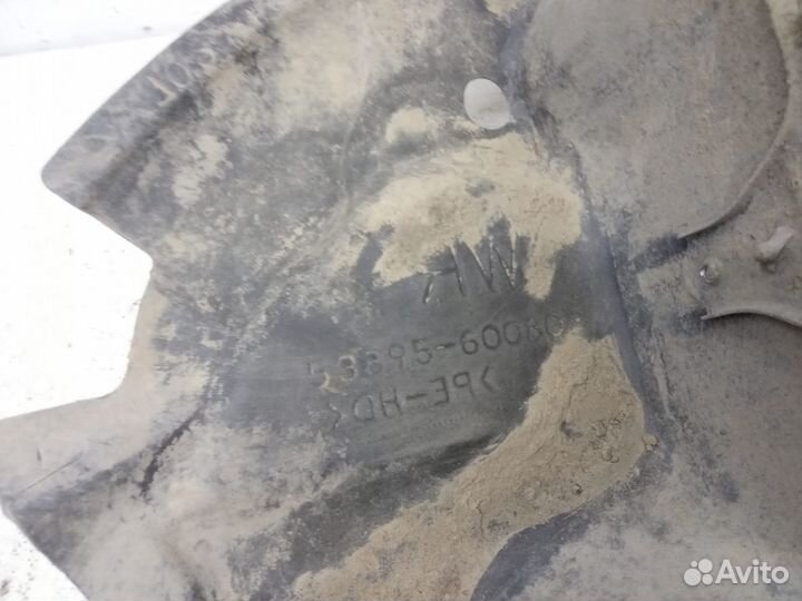 Подкрылок передний правый Lexus Gx460 2009