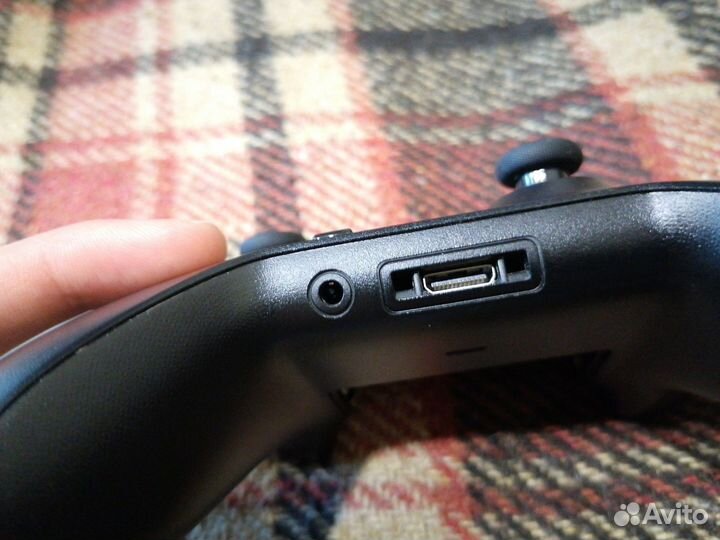 Геймпад Xbox One в отличном состоянии
