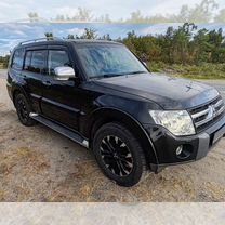 Mitsubishi Pajero 3.0 AT, 2007, 247 000 км, с пробегом, цена 1 650 000 руб.