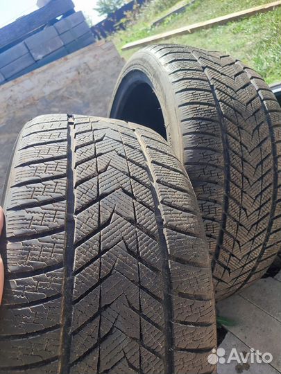 Imperial IR1 245/40 R20