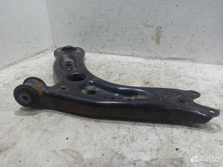 Рычаг передний левый Шкода