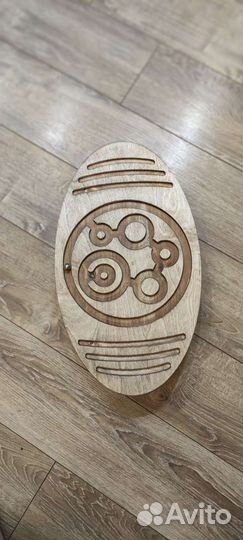 Балансировочная доска с лабиринтом