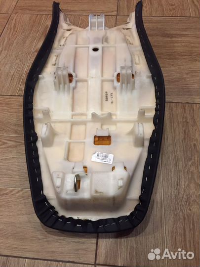 Седло Honda CBR 1100 XX