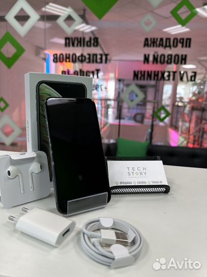 iPhone Xs, 64 ГБ