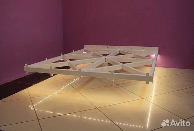 Парящие кровати в наличии