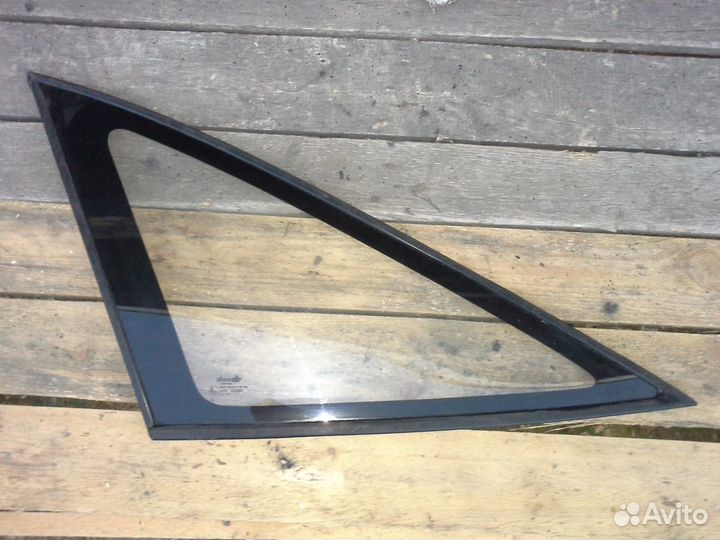 Стекло форточка задняя Opel Vectra A хетчбек