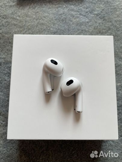 AirPods 3