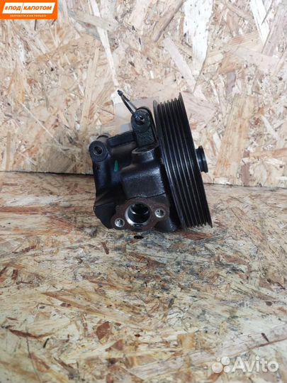 Насос гидроусилителя руля Ford Mondeo 3 1357641