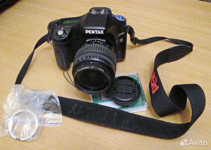 Pentax K200D Kit (18-55)