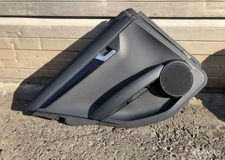 Обшивка двери мерседес w 204