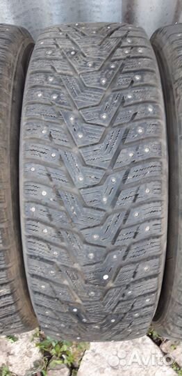 Hankook Winter I'Pike RS2 W429 215/65 R16