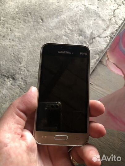 Samsung Galaxy J1 Mini SM-J105H, 8 ГБ