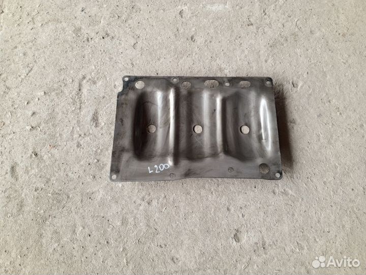 Маслоотделитель Mitsubishi L200 4d56