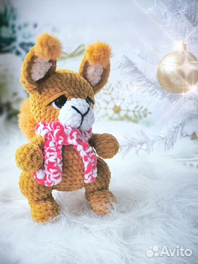 Вязаная белочка