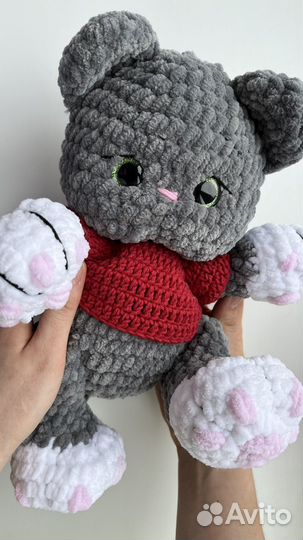 Вязаный котик плюшевый ручная работа