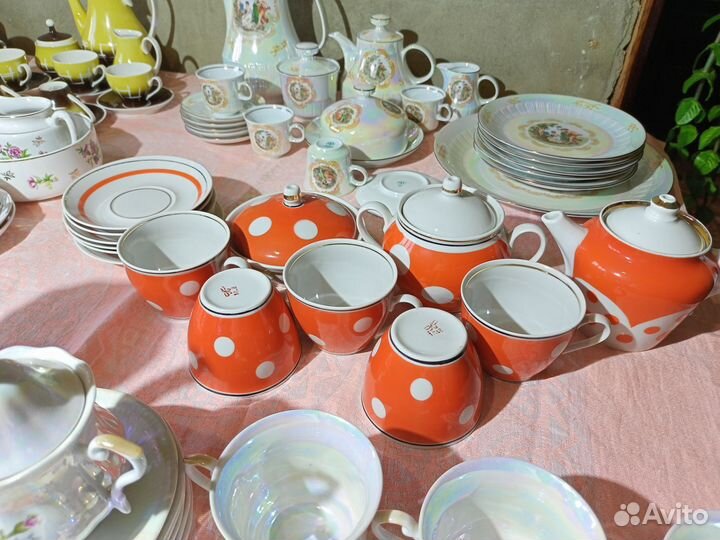 Фарфоровые чайные и кофейные сервизы