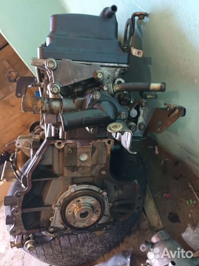 Nissan двигатель QG18de