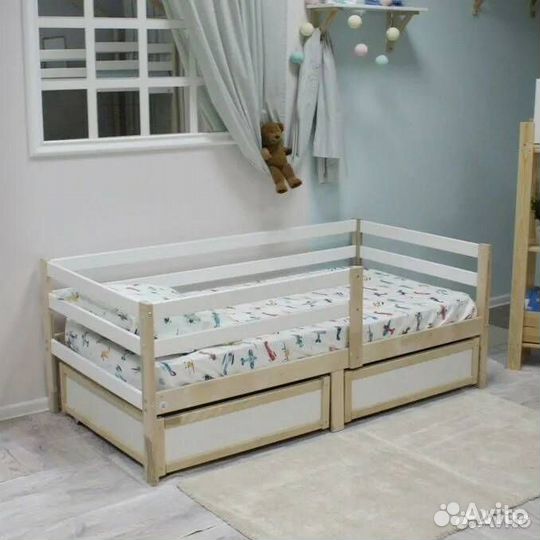 Детская кровать из массива березы