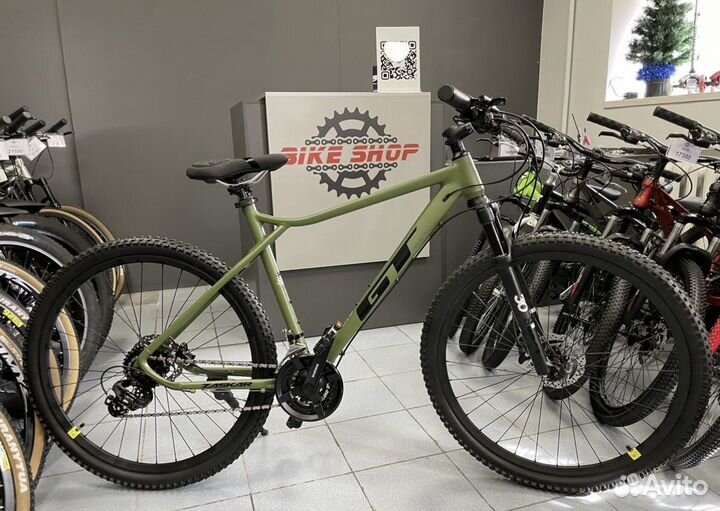 Велосипед алюминиевый Gt на пром подшипниках