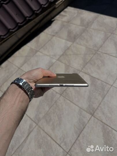 iPad mini 3 64gb wi fi+sim