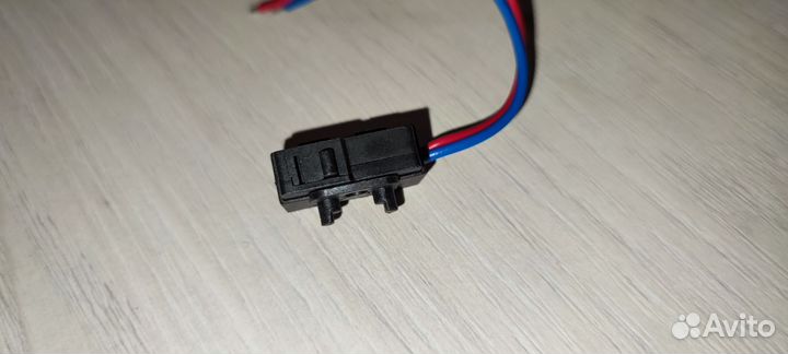 Микропереключатели замка дверей Vag