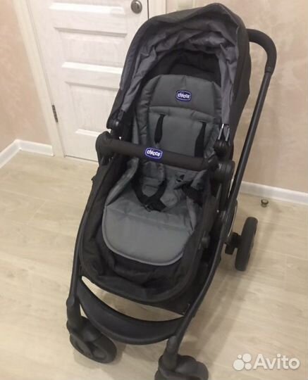 Коляска Chicco Urban Plus Crossover