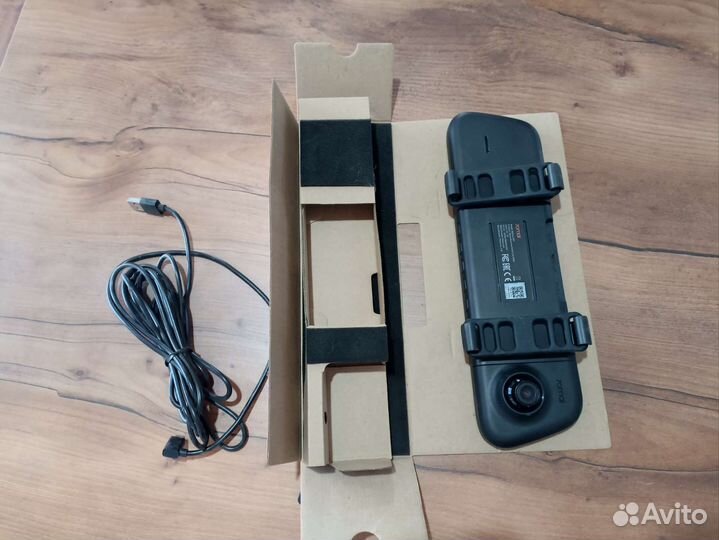 Умное зеркало видеорегистратор xiaomi 70MAI