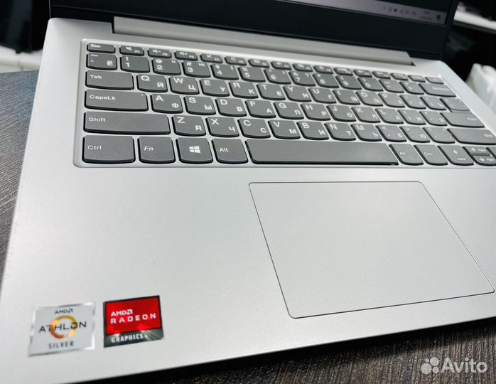 Ноутбук Lenovo 14