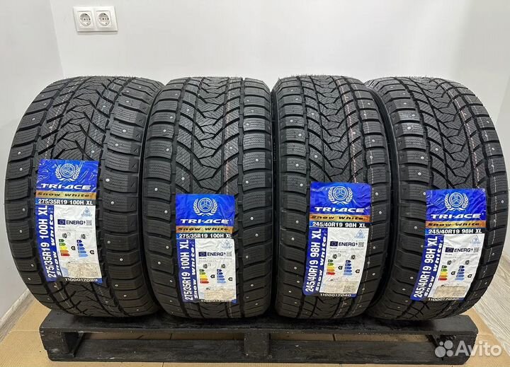 Tri Ace Snow White II 245/40 R19 и 275/35 R19 58J
