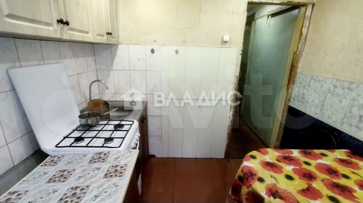 2-к. квартира, 42 м², 1/3 эт.