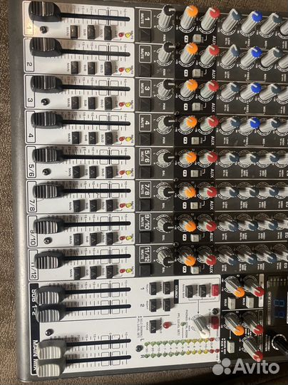 Микшерный пульт behringer xenyx x1622usb