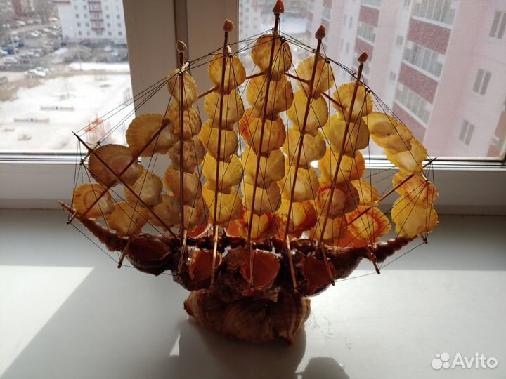 Корабль из ракушек