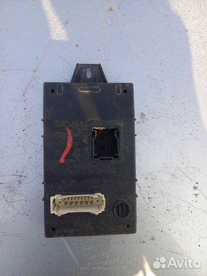 Блок комфорта Renault Sandero 1