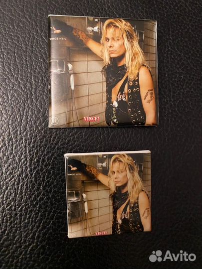 Motley Crue / Vince Neil значки, 1989г, Канада