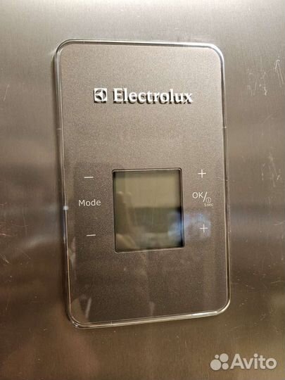 Холодильник бу Electrolux