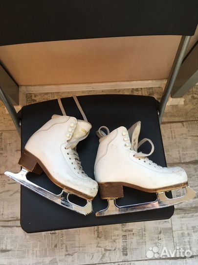 Коньки фигурные Graf Etude