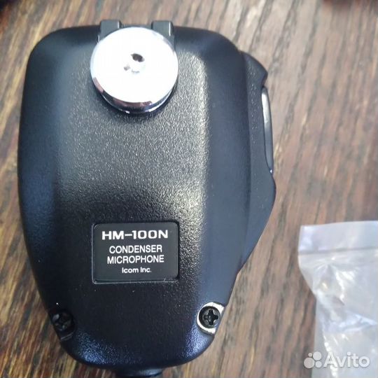 Тангета icom HM-100N