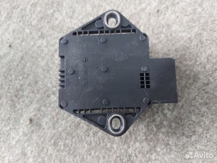 Датчик уровня оборотов Bmw X6 E71