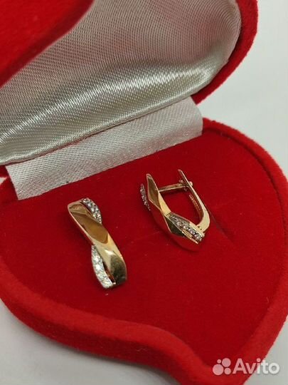 Золотые серьги 585 пробы (чв)