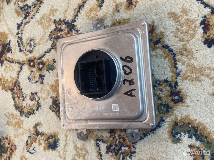 BMW G30 Блок управления светом