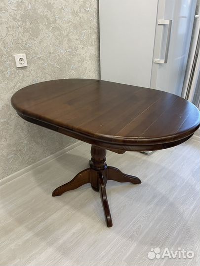 Кухонный овальный стол