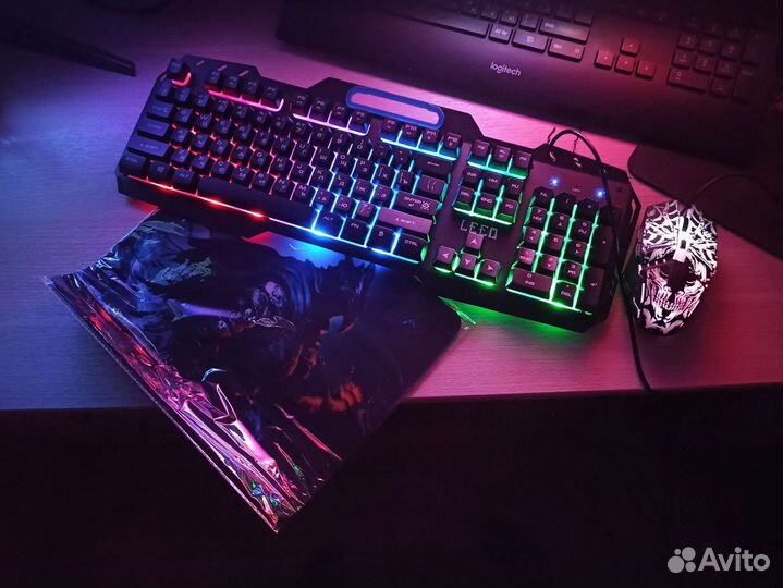 Игровая клавиатура, мышь, коврик. Игровой набор 3в