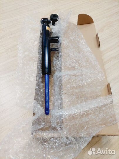 Амортизатор на BMW F30 задний новый