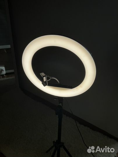 Кольцевая лампа со штативом 26 см