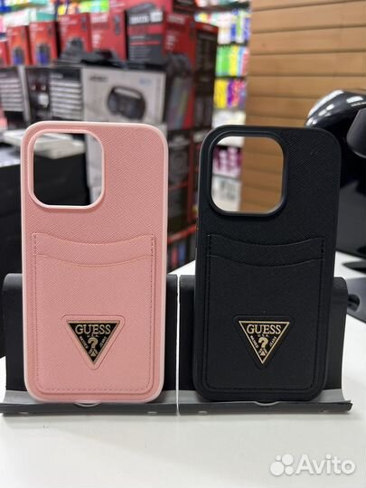 Чехол Guess на iPhone