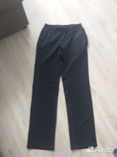 Спортивный костюм женский