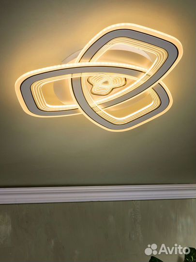 Люстра светодиодная потолочная белая