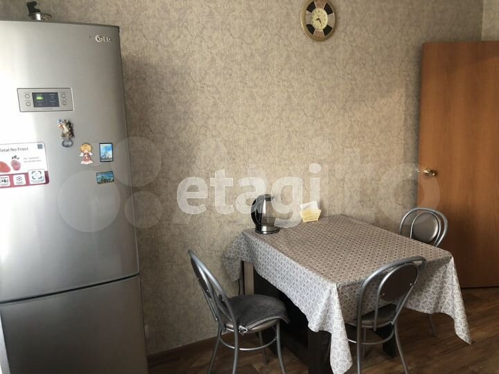 2-к. квартира, 45 м², 3/10 эт.